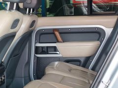 Land Rover Defender 110 P400 Dark Edition - ფოტო 6