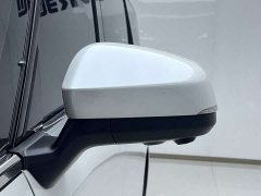 Toyota Vellfire Crown Hybrid 2.5L Executive Premier Edition - photo 19