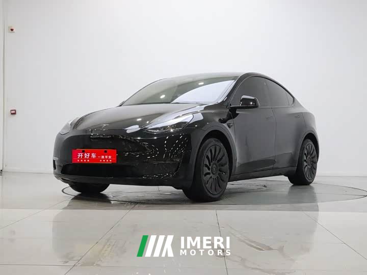 Tesla Model Y Long Range All-Wheel Drive