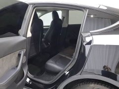 Tesla Model Y Long Range All-Wheel Drive - ფოტო 12