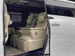 Toyota Alphard Hybrid 2.5L Premium Edition - ფოტო 9