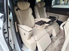 Toyota Alphard Hybrid 2.5L Premium Edition - ფოტო 11