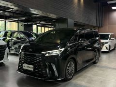 Lexus LM 500h Four-Seater Imperial Edition - ფოტო 1