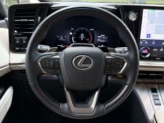 Lexus LM 500h Four-Seater Imperial Edition - ფოტო 15