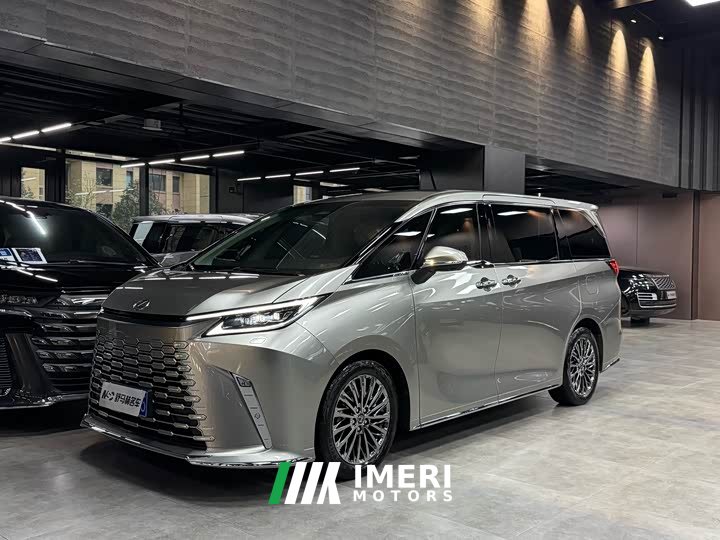 Lexus LM 500h Six-Seat Premium Edition - ავტომობილი ჩინეთიდან