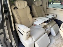 Lexus LM 500h Six-Seat Premium Edition - ფოტო 11