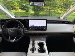 Lexus LM 500h Six-Seat Premium Edition - ფოტო 12
