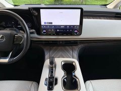 Lexus LM 500h Six-Seat Premium Edition - ფოტო 13