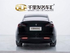 Tesla Model Y Rear-Wheel Drive - ფოტო 18