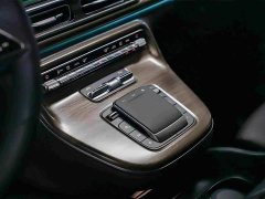 Mercedes-Benz V-Class 2024 V 300 L Long Wheelbase Luxury Edition - ფოტო 4
