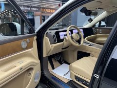 AITO Wenjie M9 Extended Range Ultra 52kWh 6-Seater with 192-Line LiDAR - ფოტო 7