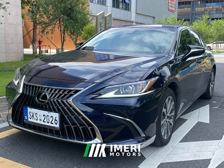 Lexus ES 200 Special Limited Edition - ავტომობილი ჩინეთიდან