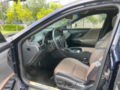 Lexus ES 200 Special Limited Edition - ფოტო 6
