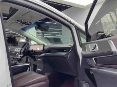 Toyota 2.0T Six-Seat Yun Shi Edition - ფოტო 10