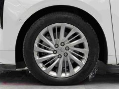 Toyota 2.0T Six-Seat Yun Shi Edition - ფოტო 4