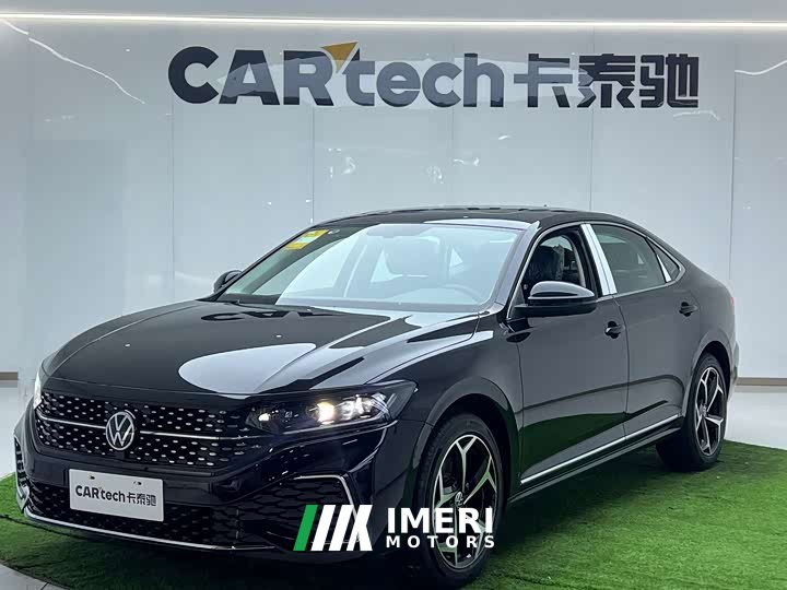 Volkswagen Passat Outstanding Edition 330TSI Elite - ავტომობილი ჩინეთიდან