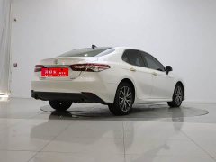 Toyota Camry 2.5G Luxury - ფოტო 4