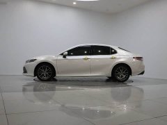 Toyota Camry 2.5G Luxury - ფოტო 8
