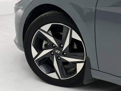Hyundai Elantra 2022 1.5L CVT Luxury - ფოტო 14
