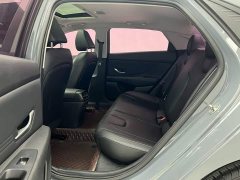 Hyundai Elantra 2022 1.5L CVT Luxury - ფოტო 17