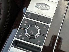 Land Rover Range Rover 3.0 L6 400PS Heritage Extended Wheelbase Classic Edition - ფოტო 9