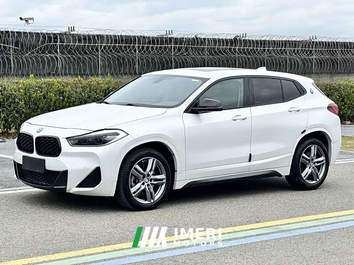 BMW X2 sDrive25i M Sport Dark Night Edition - ავტომობილი ჩინეთიდან