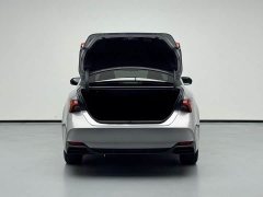 Toyota Avalon 2022 Hybrid 2.5L Luxury - ფოტო 18