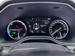 Toyota Avalon 2022 Hybrid 2.5L Luxury - ფოტო 9