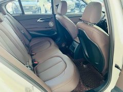 BMW 1 Series 120i M Sport Night Edition - ფოტო 18