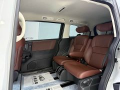 Honda Odyssey 2.0L e:HEV Sharp Comfort Edition - ფოტო 8