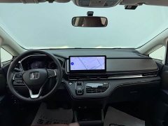 Honda Odyssey 2.0L e:HEV Sharp Comfort Edition - ფოტო 9