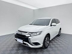 Mitsubishi Outlander Facelift 2.0L FWD Comfort 5-Seater - ფოტო 1