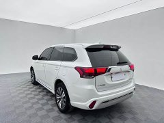 Mitsubishi Outlander Facelift 2.0L FWD Comfort 5-Seater - ფოტო 4