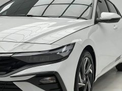 Hyundai Elantra 1.5L CVT GLX Elite - ფოტო 5
