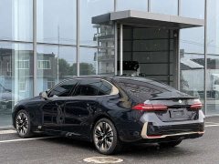BMW 5 Series 530Li Luxury Edition Premium Package - ფოტო 16
