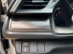 Honda Civic Hatchback 220 Turbo CVT Trendy Control - ფოტო 11