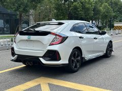 Honda Civic Hatchback 220 Turbo CVT Trendy Control - ფოტო 9