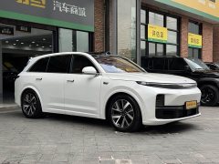 Li Auto L7 2023 Max - ფოტო 3
