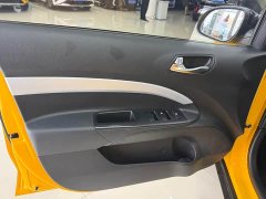 Kia Yepao Yipao 1.4L CVT Fun Sunroof Edition - ფოტო 8