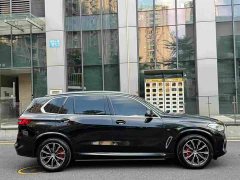 BMW X5 xDrive 30Li Luxury M Sport Package - ფოტო 4