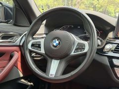 BMW 5 Series Facelift 525Li M Sport Package - ფოტო 14