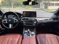 BMW 5 Series Facelift 525Li M Sport Package - ფოტო 9