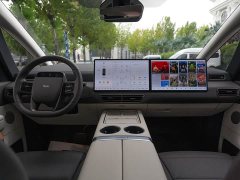 Li Auto Li Xiang MEGA Ultra - ფოტო 11