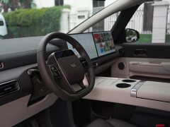 Li Auto Li Xiang MEGA Ultra - ფოტო 14