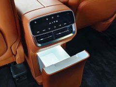 AITO M8 2025 Pure Electric Ultra Six-Seat AWD with 192-Channel LiDAR - ფოტო 13