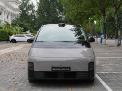 Li Auto Li Xiang MEGA Ultra - ფოტო 2