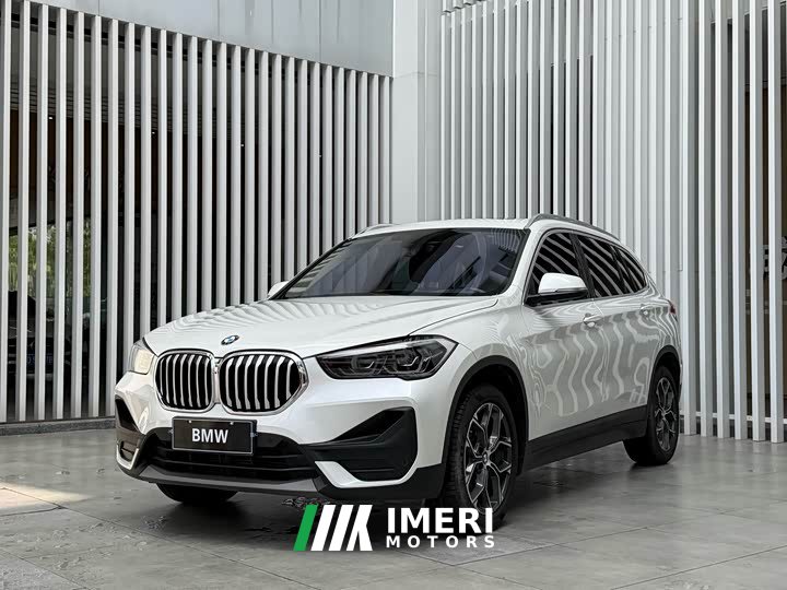 BMW X1 sDrive25Li Leading Edition