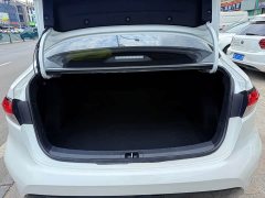 Toyota Corolla 1.8L CVT Luxury - ფოტო 14