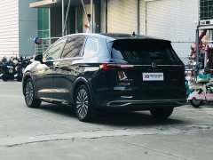 Volkswagen Viloran 380TSI Prestige - ფოტო 6