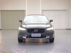 Volvo V90 Cross Country B5 AWD Intelligent Remote Edition - ფოტო 2